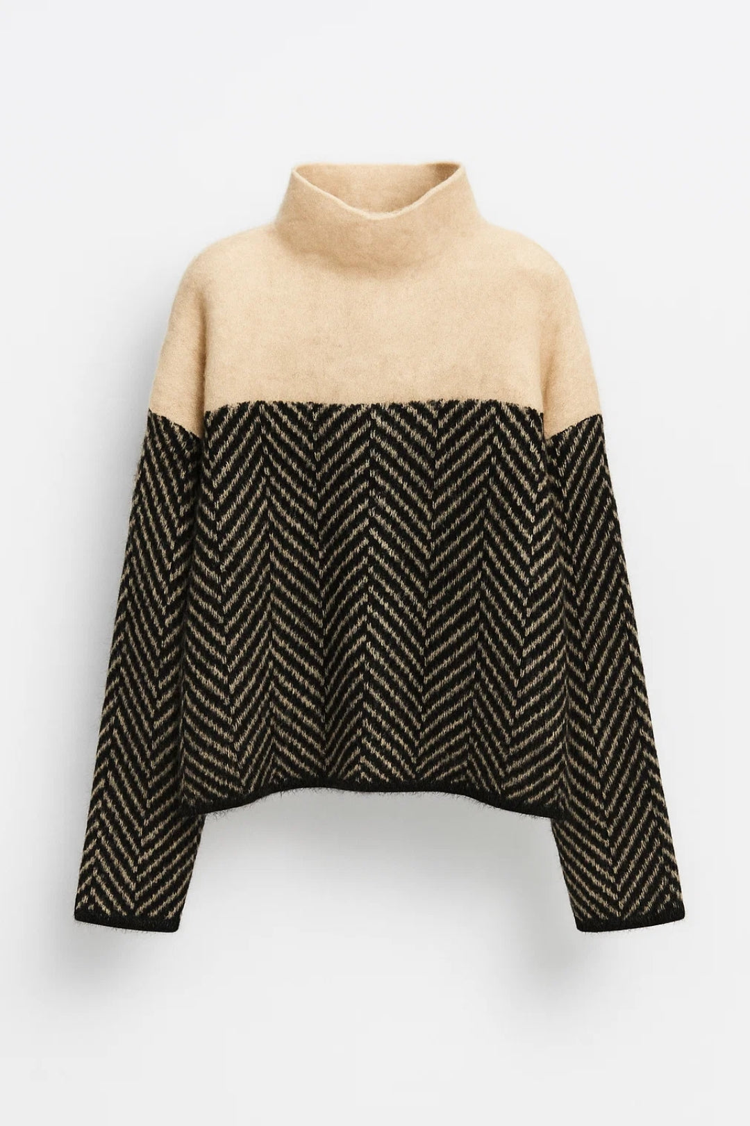 Neulepaita | Korkea kaulus | Moderni chevron-kuvio