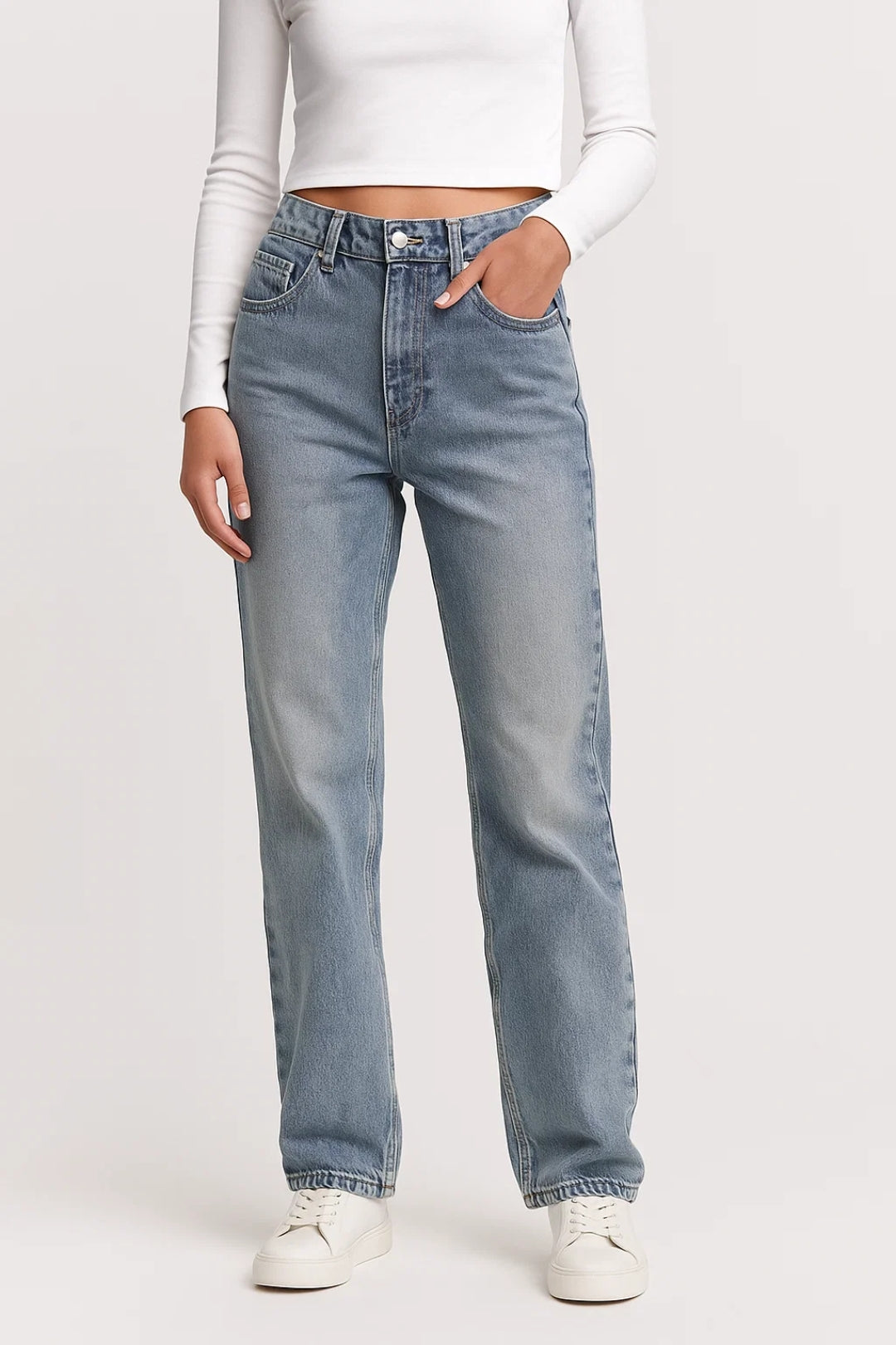 Suorat Farkut Naisille | Korkea Vyötärö | Ajaton ja Arkipäiväinen