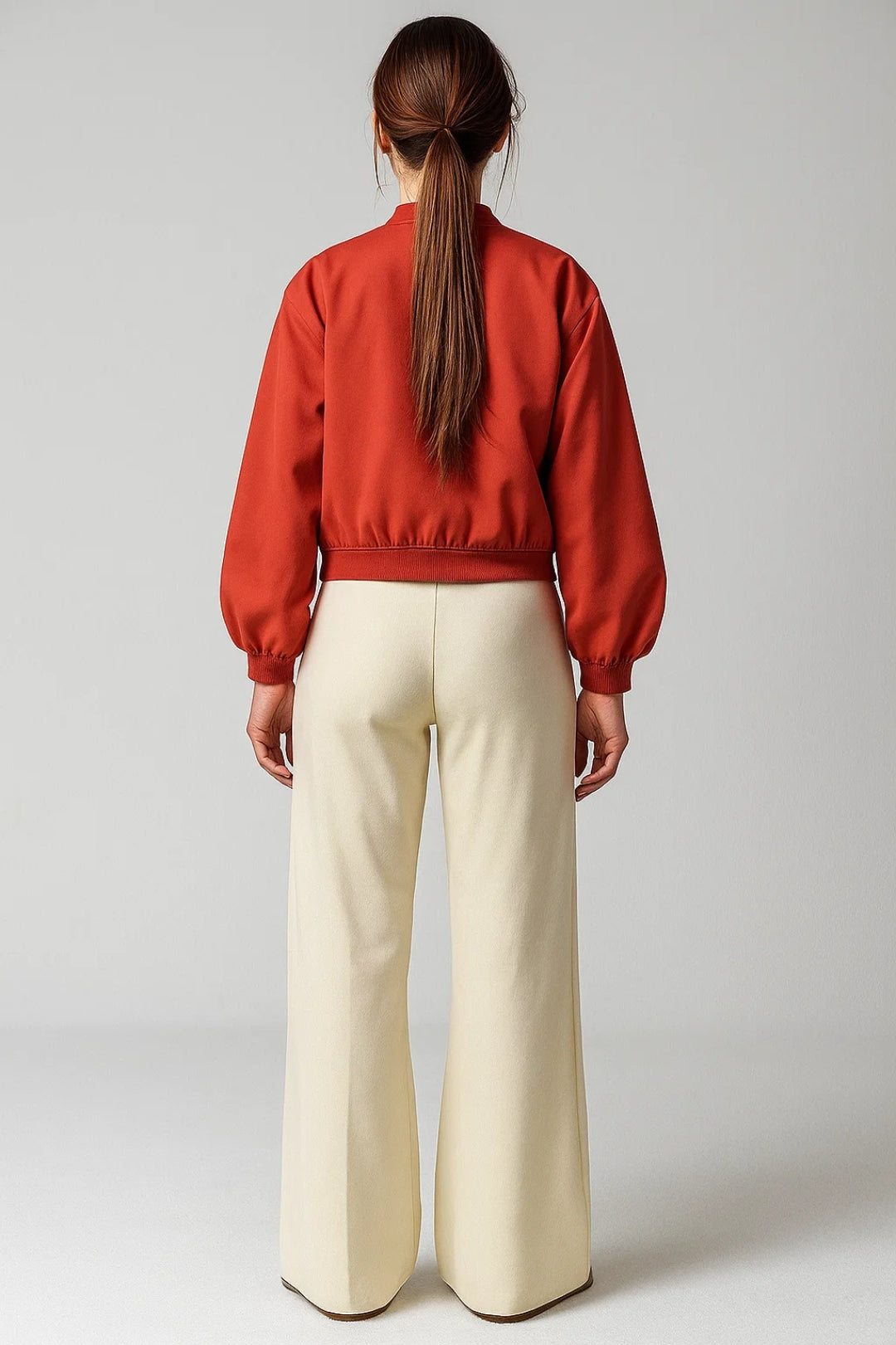 Lyhyt Bombertakki | Minimalistinen Suunnittelu | Musta tai Terrakotta