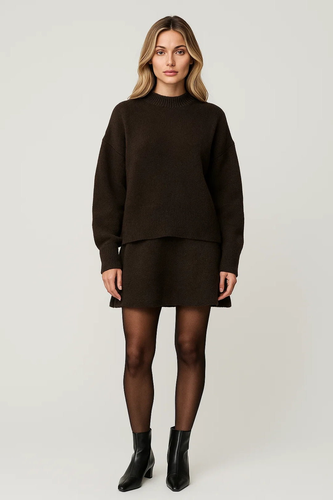 2-osainen Naisten Setti | Neulepaita ja Hame | Lämmin ja Minimalistinen