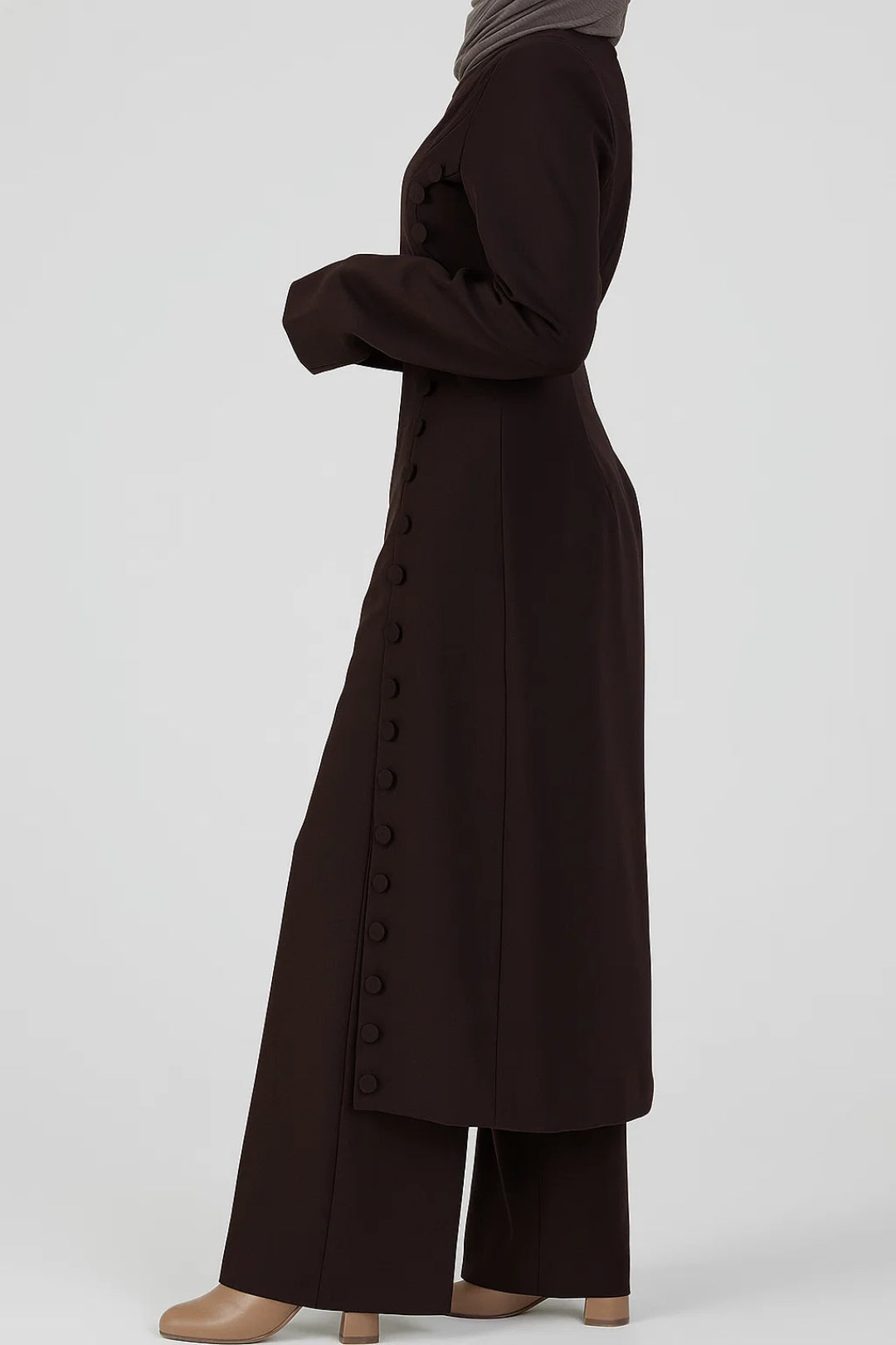 Kaksiosainen Setti Naisille | Pitkä Asymmetrinen Tunika Laajalla Housuilla | Elegantti ja Suljettu Muotoilu