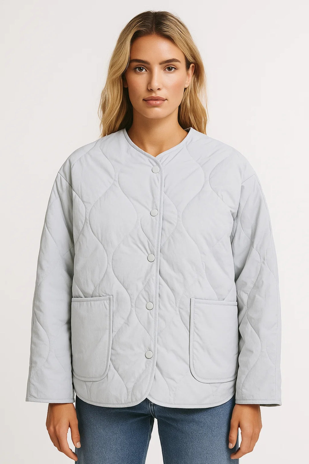 Vaatteellinen Naisten Takki | Minimalistinen Muotoilu Painonapeilla | Kevyt ja Toiminnallinen