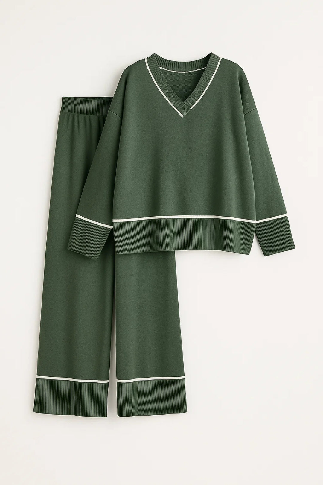 Loungewear Setti | Syvä V-kaula-aukko Kontrastiyksityiskohdilla | Rentoa Istuvuutta